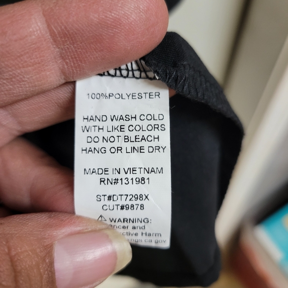 Beautiful Elegant Blouse - Picture 5 of 5